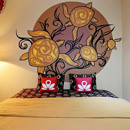 Zen Rooms Malioboro Sosrowijayan Wetan 日惹 外观 照片