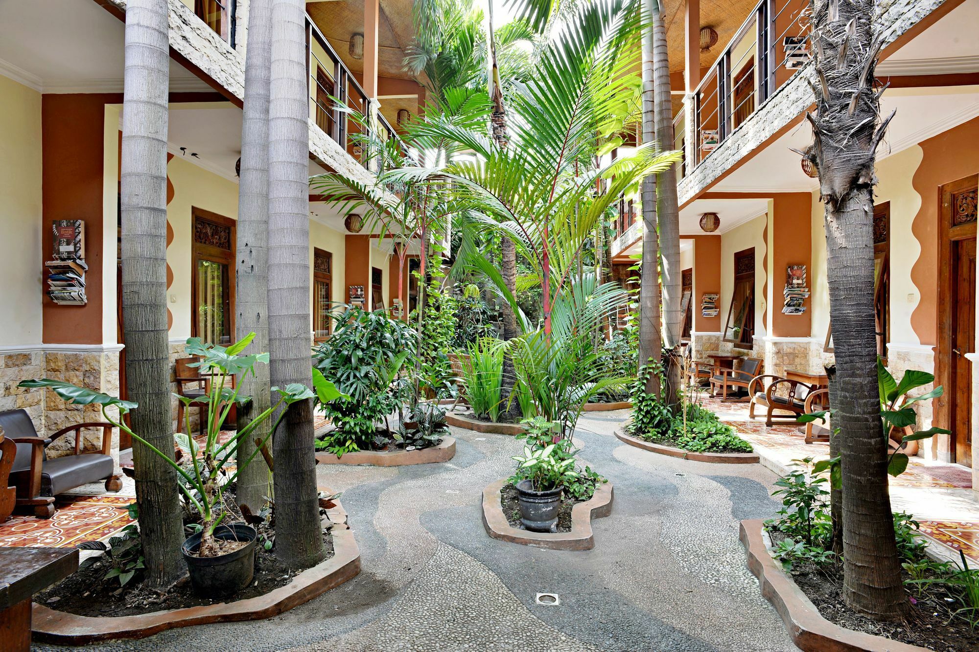 Zen Rooms Malioboro Sosrowijayan Wetan 日惹 外观 照片