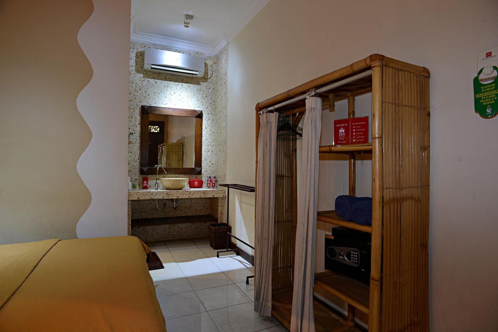 Zen Rooms Malioboro Sosrowijayan Wetan 日惹 外观 照片